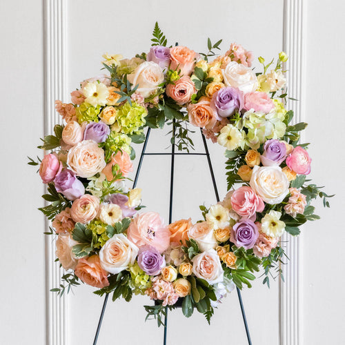 Gentle Comfort Wreath Easel