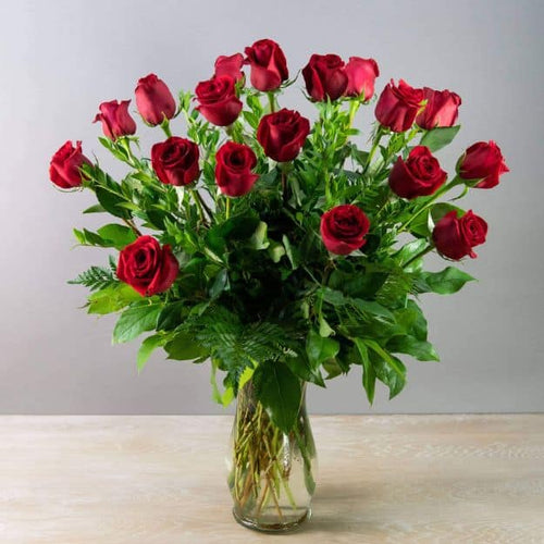 1 1/2 Dozen Classic Red Roses Arranged
