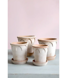 Elizabeth Pot by Berg's Potter
