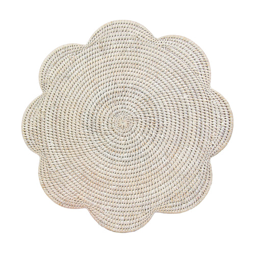 Rattan Scalloped Round Placemat - Cream