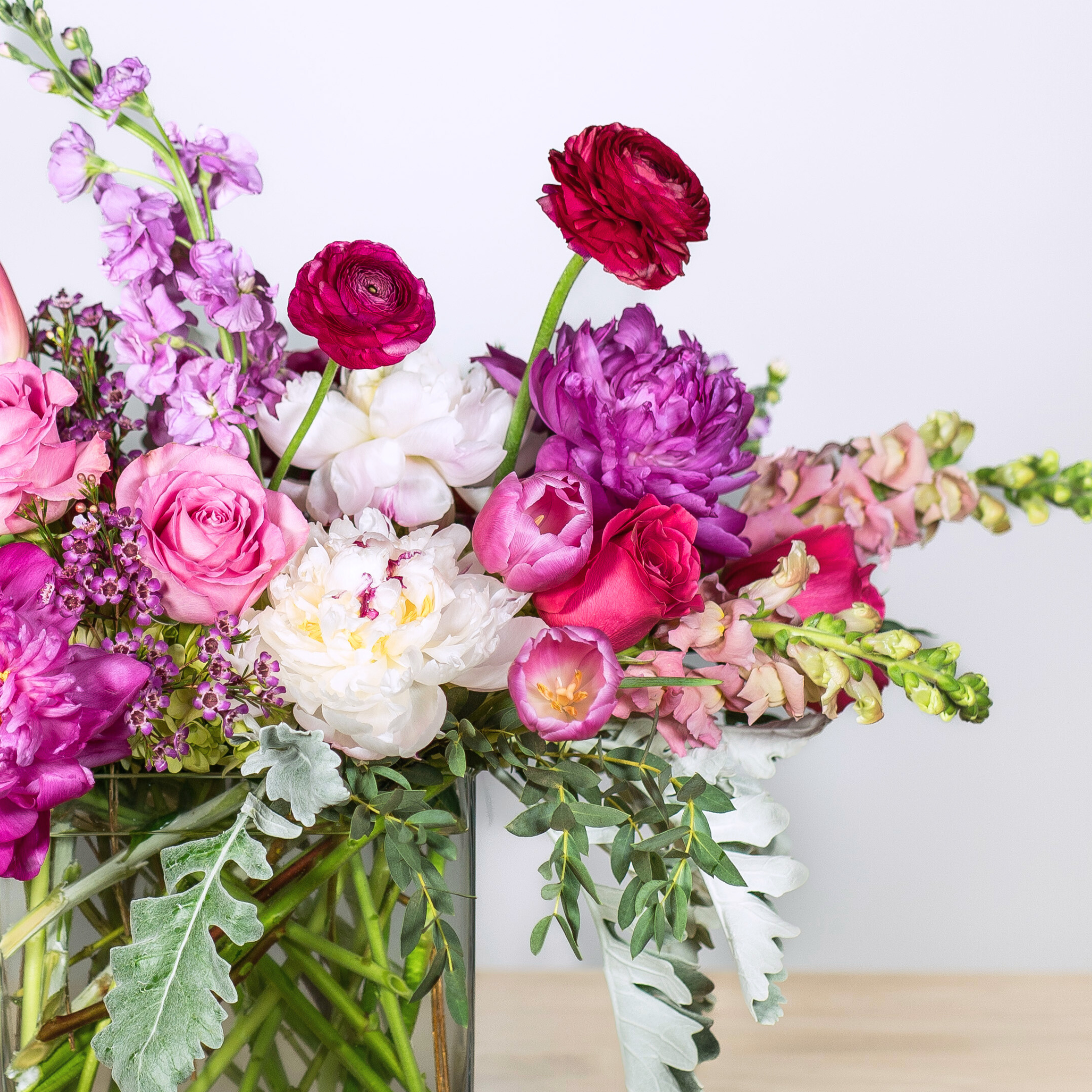 https://cdn.shopify.com/s/files/1/0016/7100/4263/files/prettyinpinkcloseup_2.png?v=1738443143