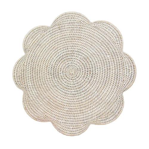 Caspari Rattan Scalloped Placemat
