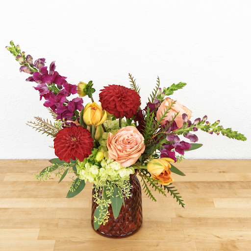 T&H Design School: Petals and Prosecco (9/17, 5:30pm)