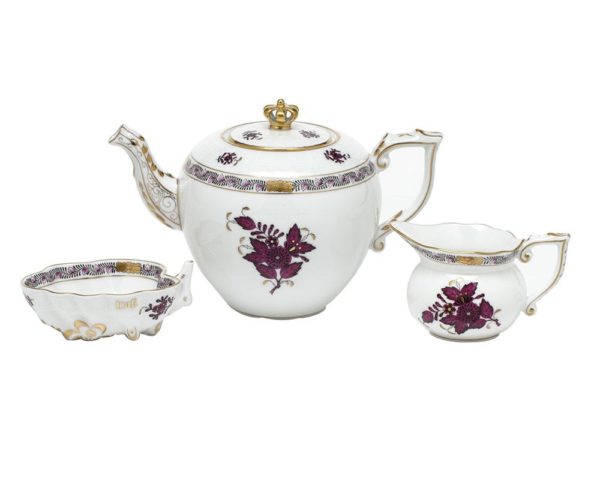 Queen Elizabeth II Limited Edition Tea Set