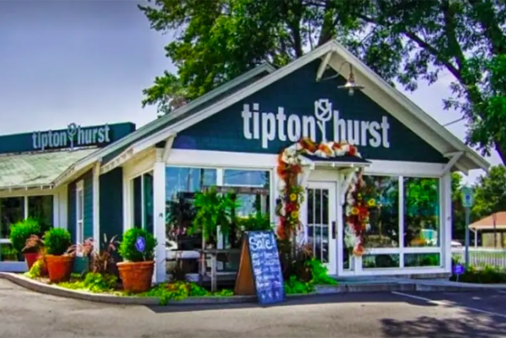 Tipton Hurst Conway Florist Location